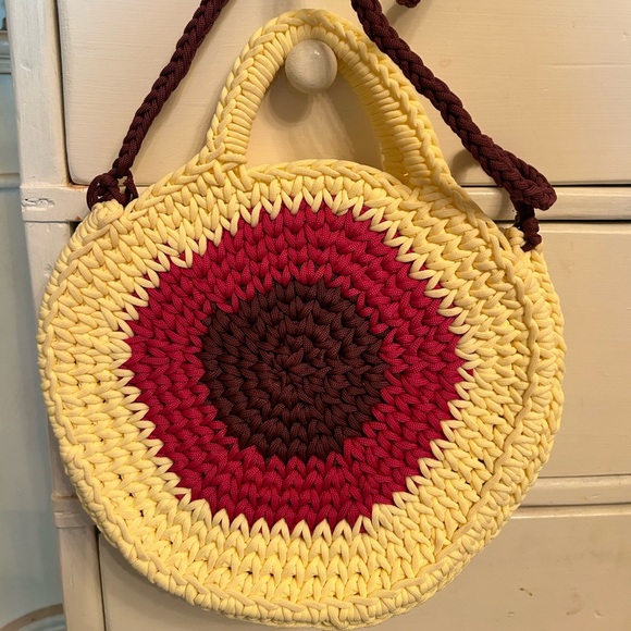 Village Lift Bullseye Crossbody bag - Picture 8 of 10